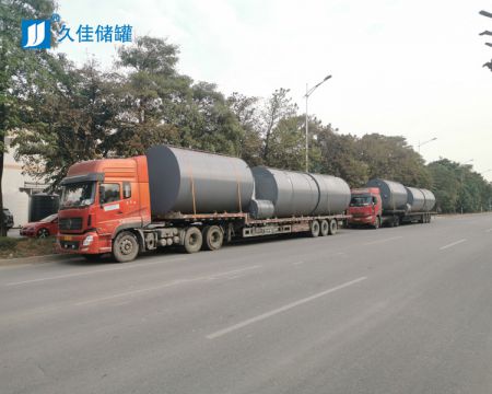 氢氧化钠储罐